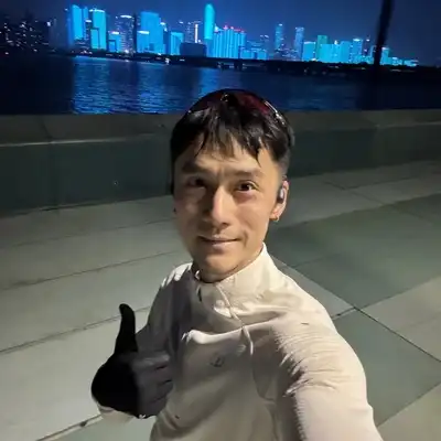 傅天